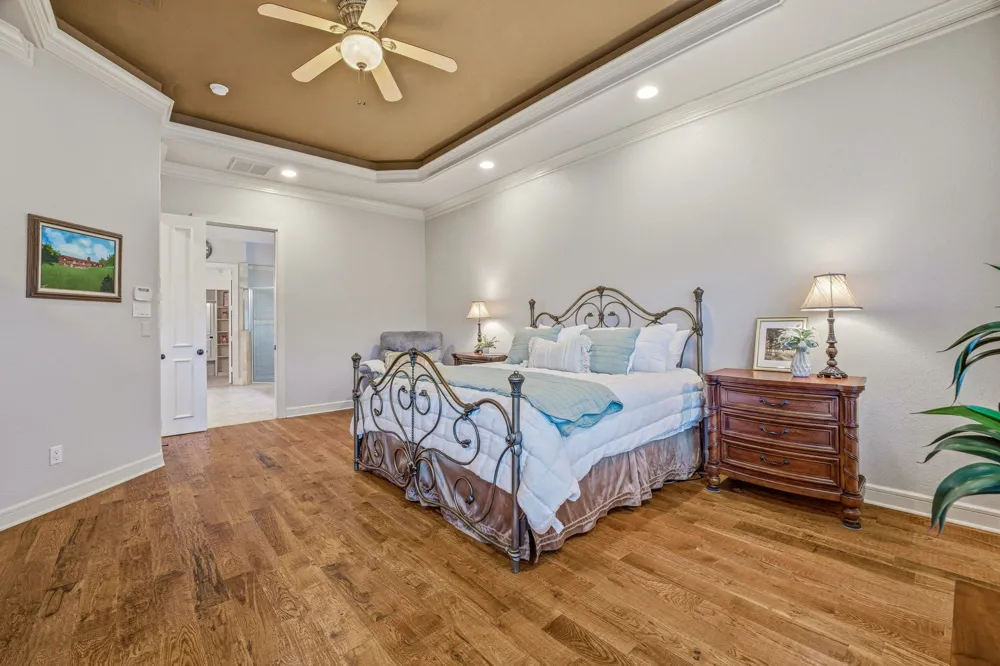 2707 Harborside Drive Granbury, TX 76048