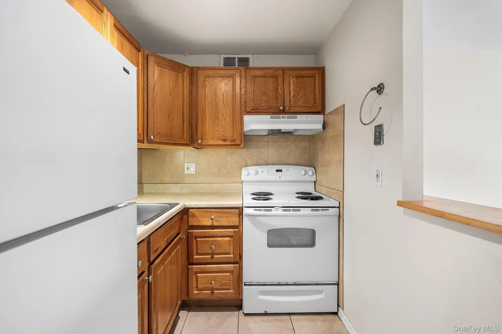 115 Dehaven Drive #105 Yonkers, NY 10703