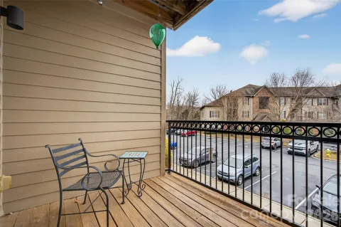 202 Brickton Village Circle #201