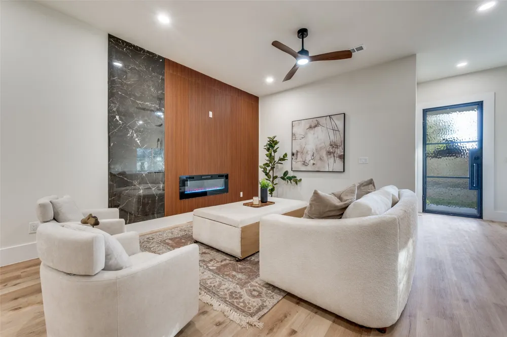 1836 Pueblo Street Dallas, TX 75212