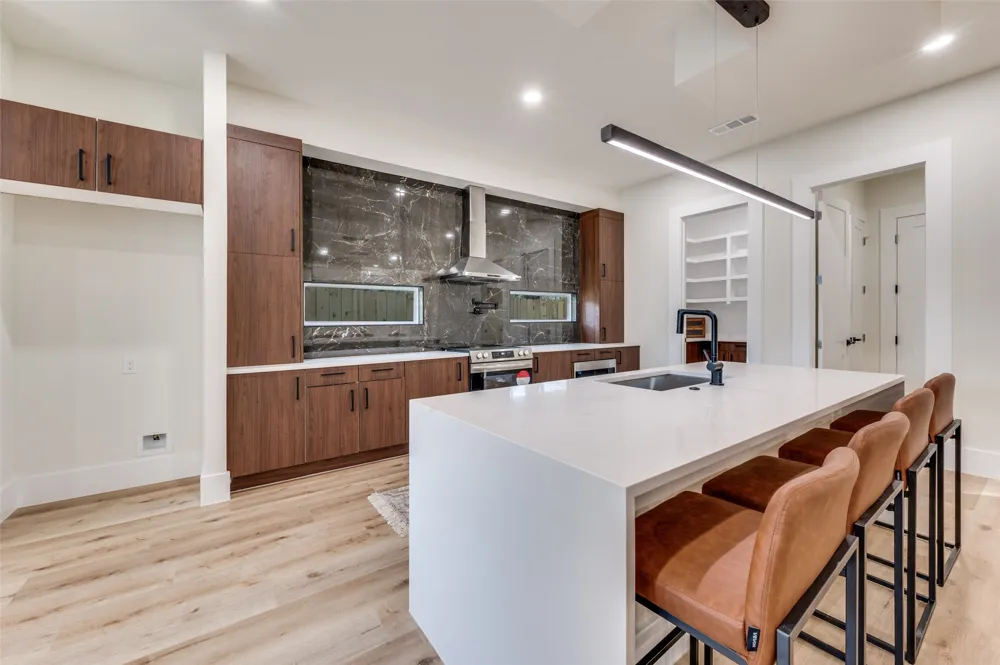 1836 Pueblo Street Dallas, TX 75212