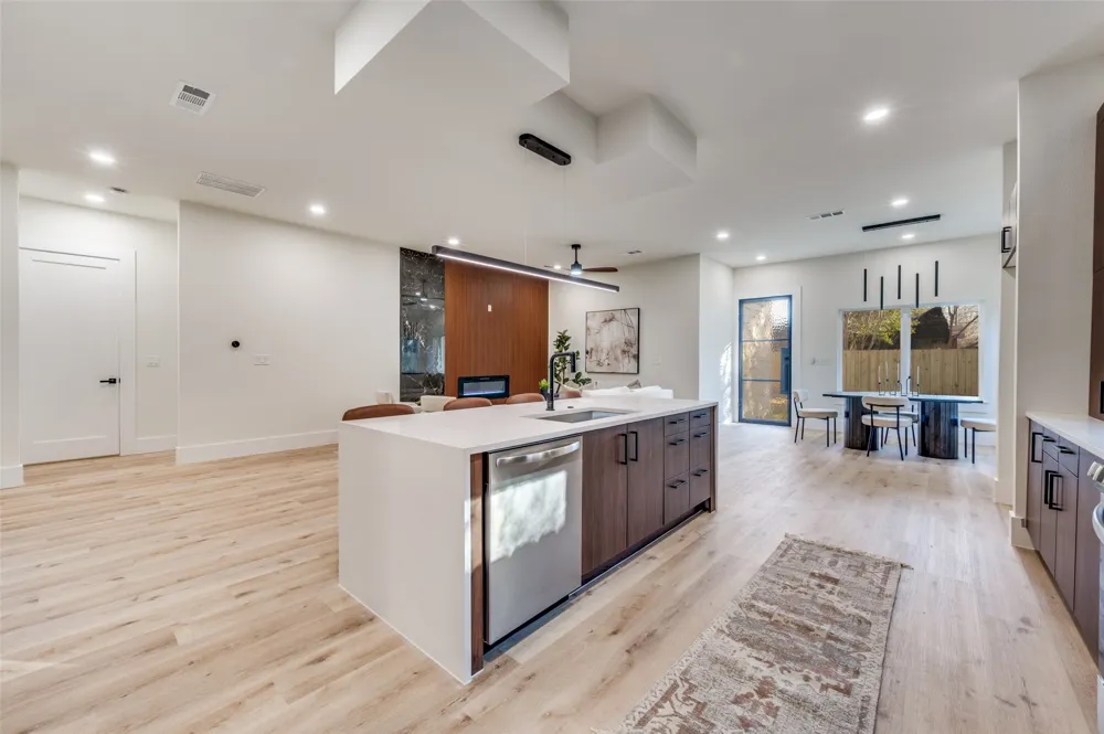 1836 Pueblo Street Dallas, TX 75212