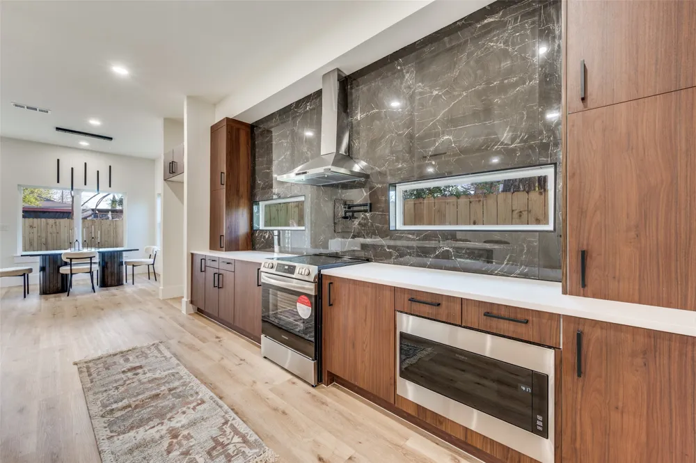 1836 Pueblo Street Dallas, TX 75212
