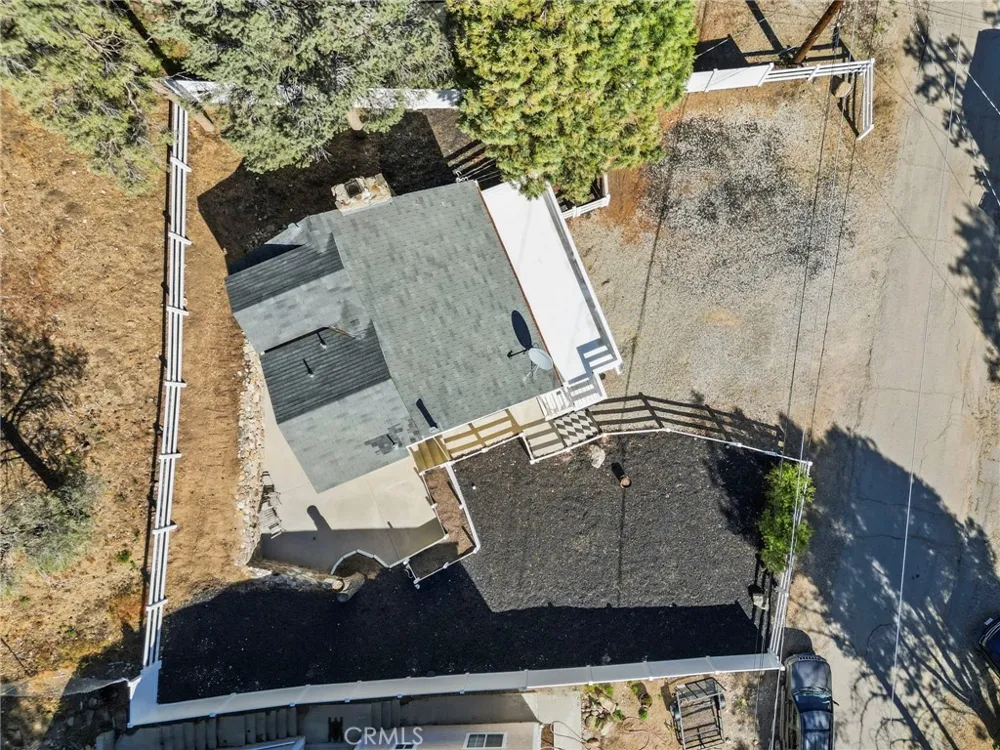 7106 Lakeview Frazier Park, CA 93225