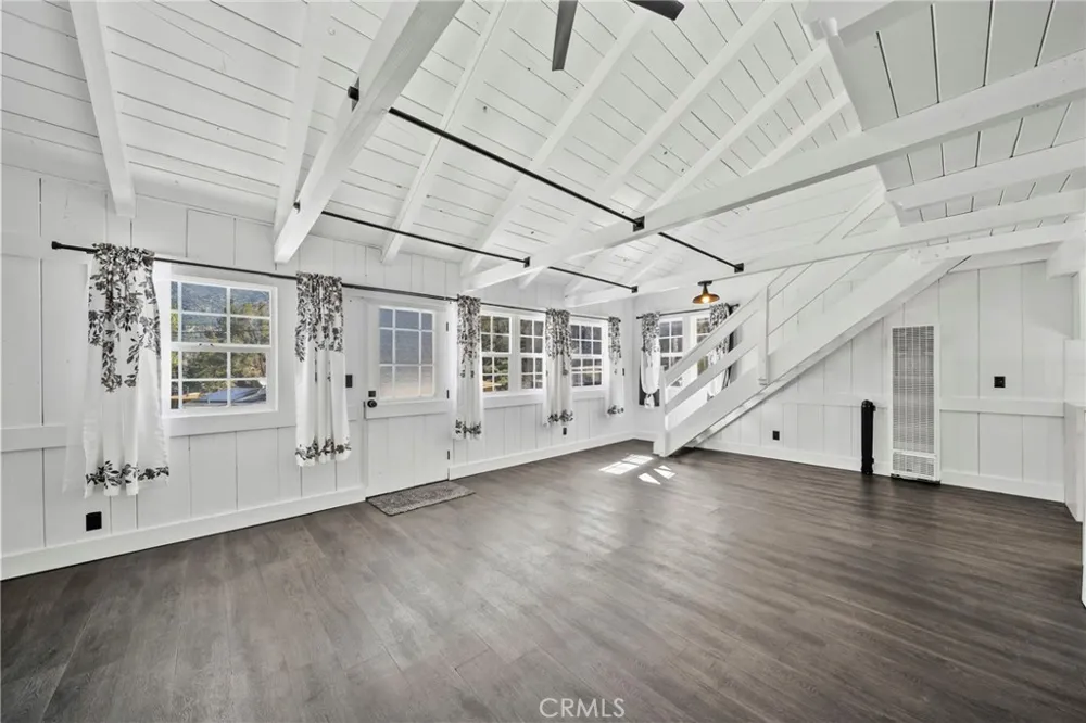 7106 Lakeview Frazier Park, CA 93225