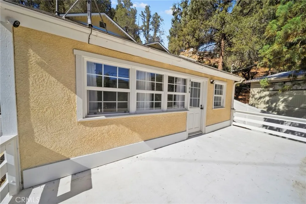7106 Lakeview Frazier Park, CA 93225