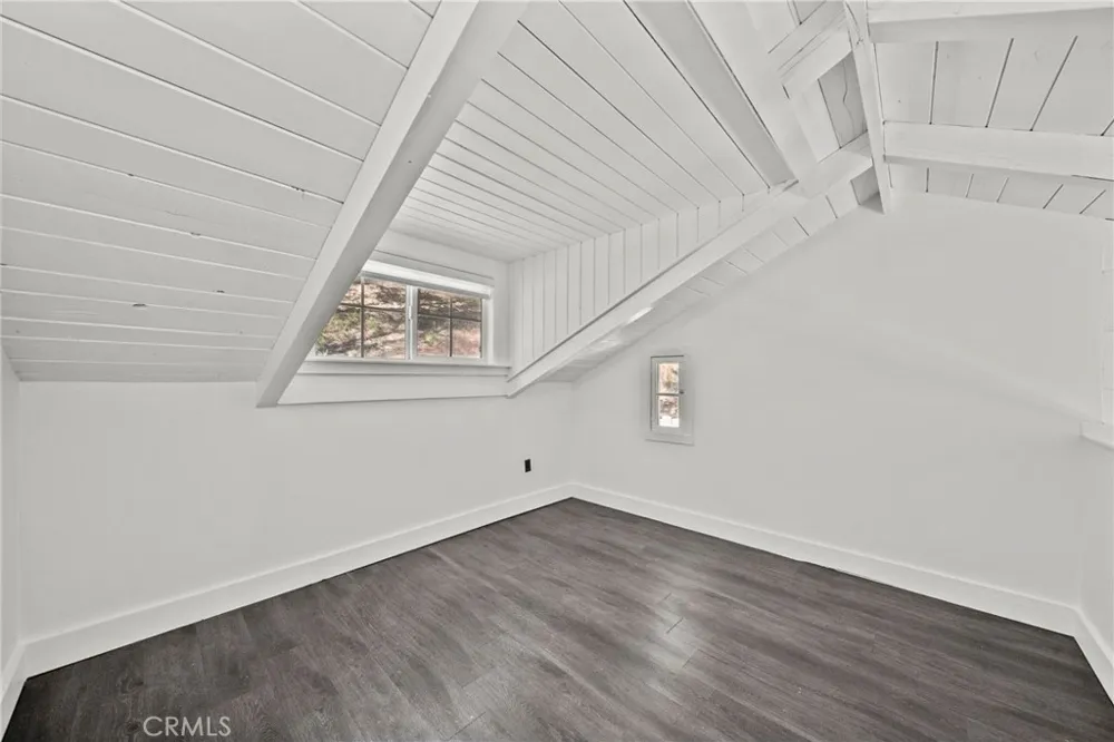 7106 Lakeview Frazier Park, CA 93225