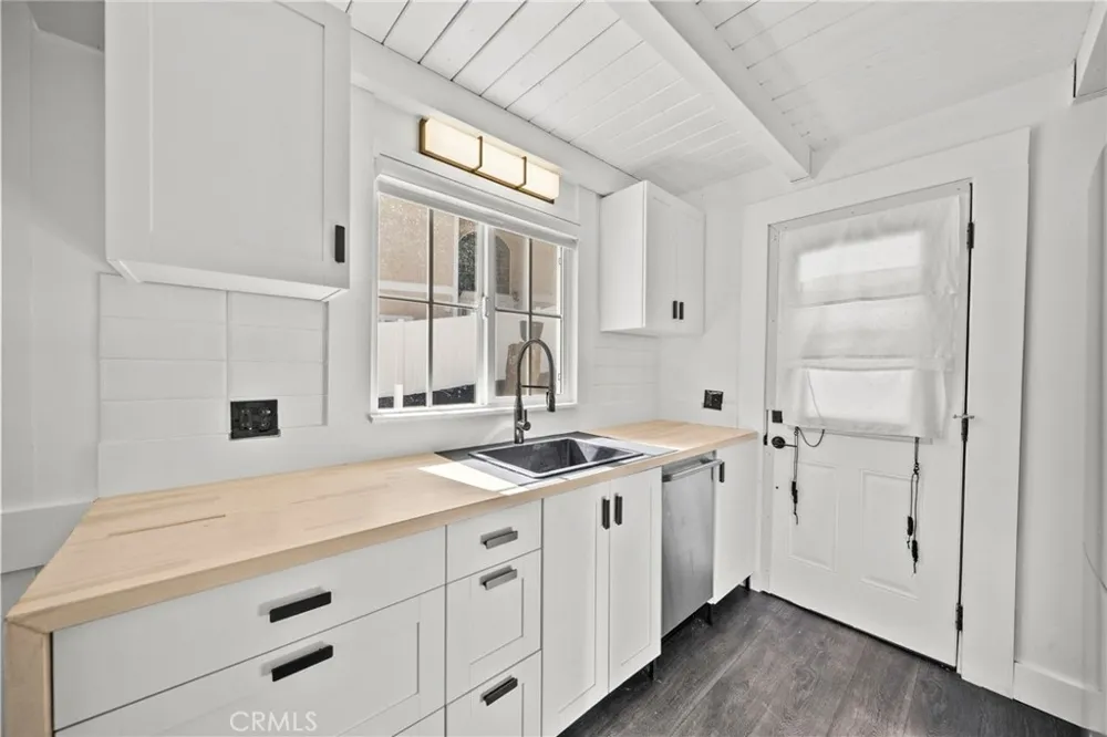 7106 Lakeview Frazier Park, CA 93225
