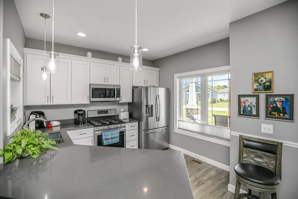 135 Lexington Pointe Drive #8 Niles, MI 49120