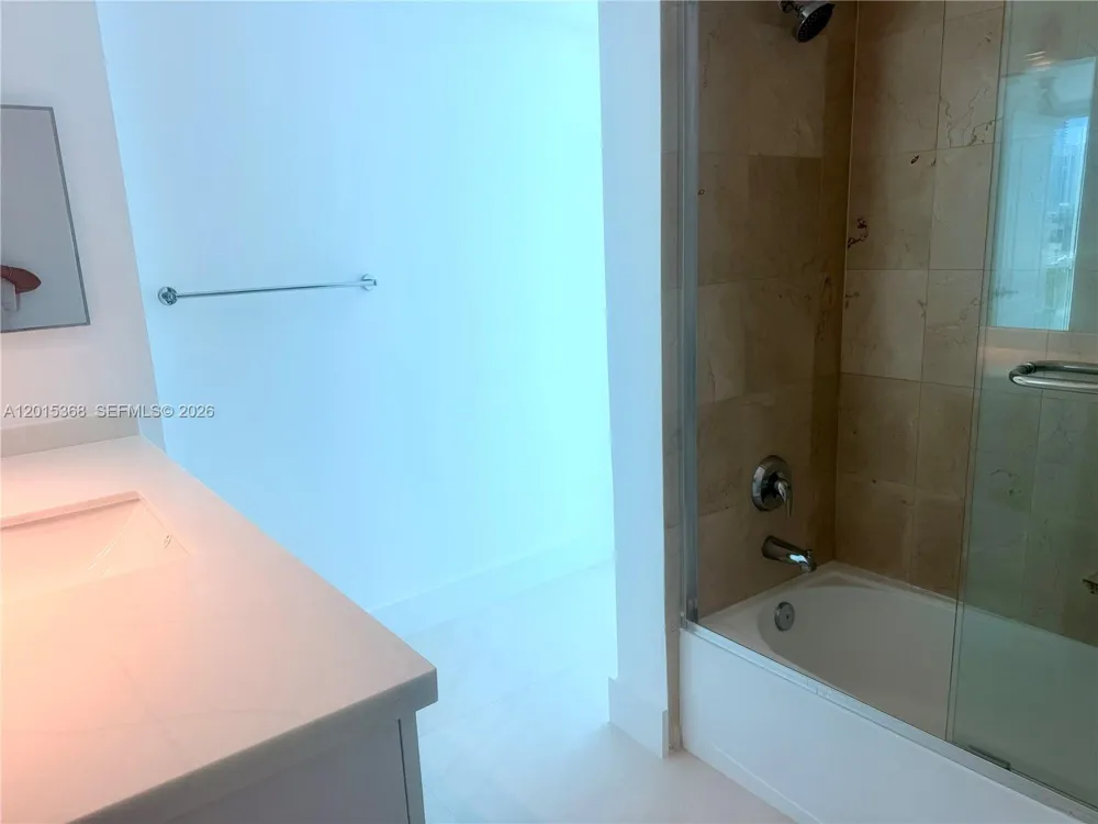 2101 Brickell Ave #2301 Miami, FL 33129