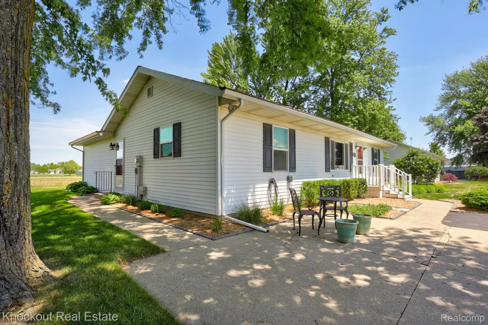 9941 Lange Road Birch Run Township, MI 48415