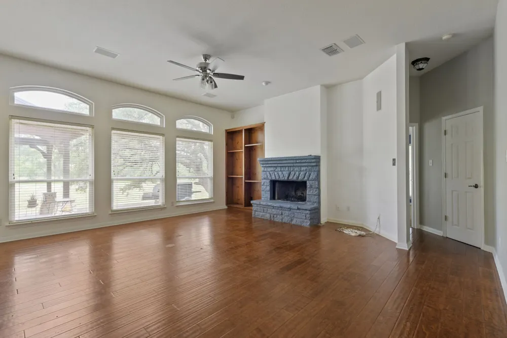 330 Humphrey Drive Buda, TX 78610
