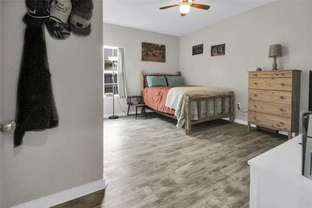617 W Sheldon Avenue Thrall, TX 76578