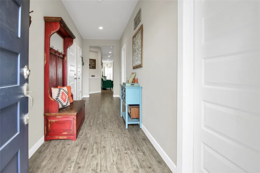 617 W Sheldon Avenue Thrall, TX 76578
