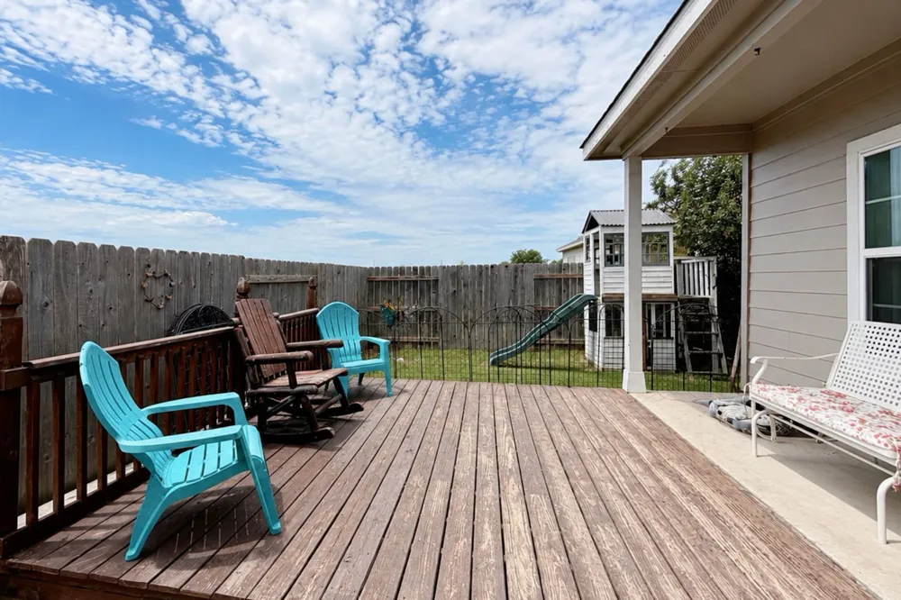 617 W Sheldon Avenue Thrall, TX 76578