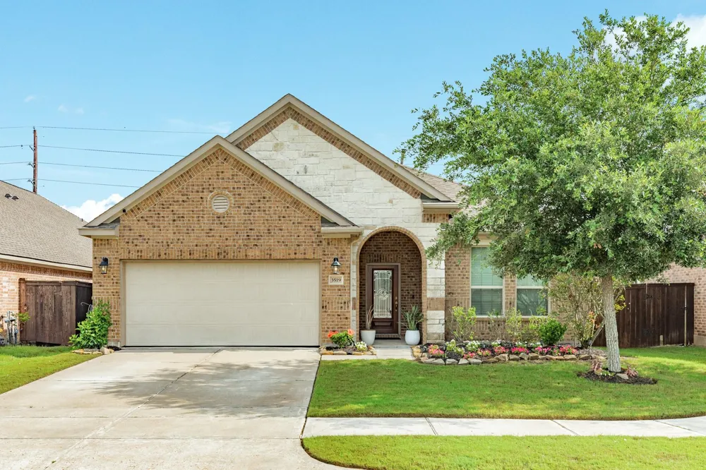 3519 Bay Drive