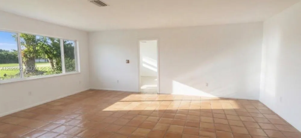 19505 SW 272nd St Homestead, FL 33031