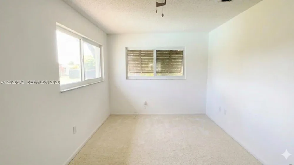 19505 SW 272nd St Homestead, FL 33031