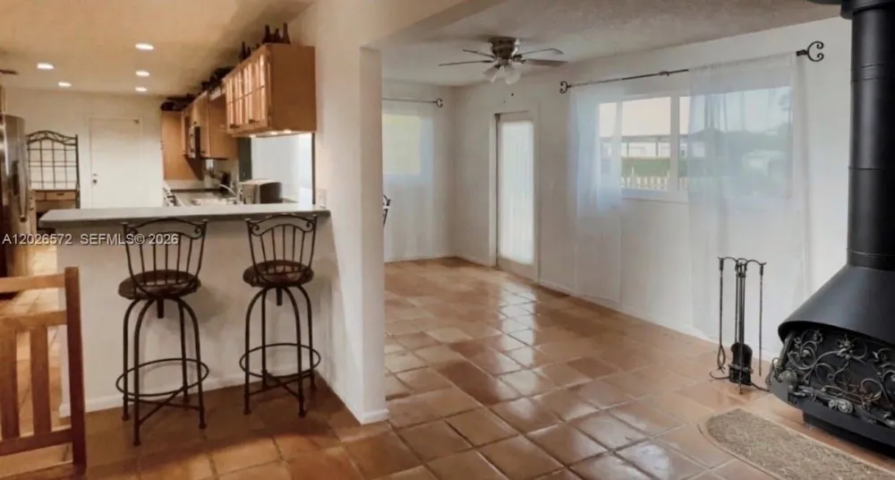 19505 SW 272nd St Homestead, FL 33031