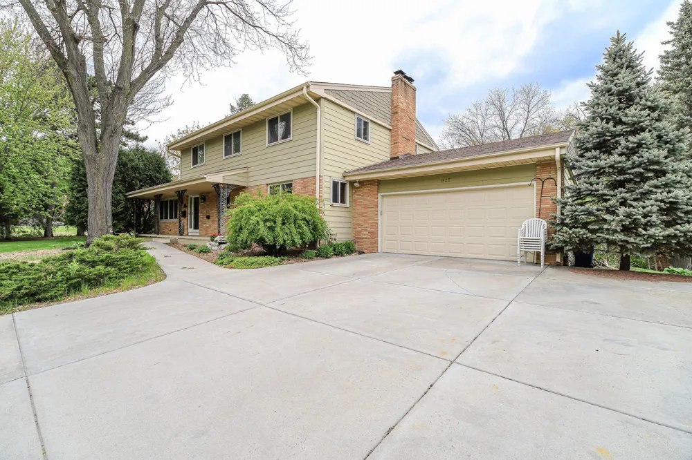 1525 Saint Croix Circle
