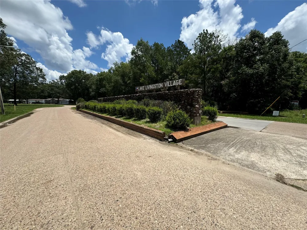 465 Lexington Livingston, TX 77351