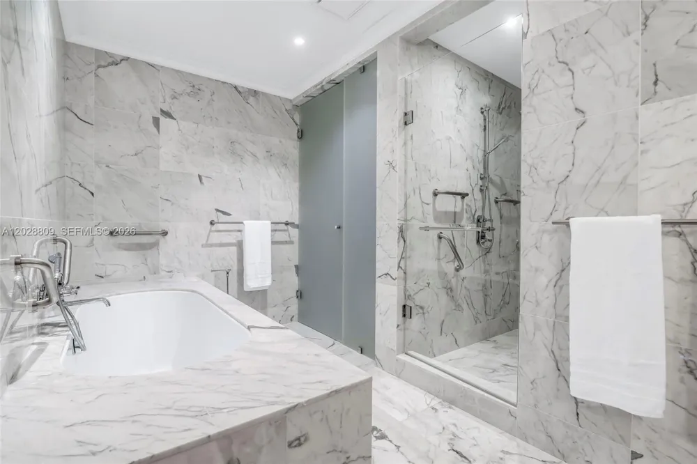 15701 Collins Ave #2903 Sunny Isles Beach, FL 33160