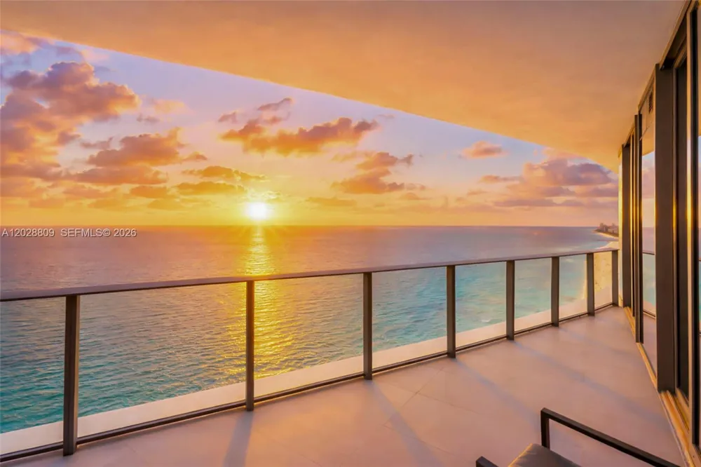 15701 Collins Ave #2903 Sunny Isles Beach, FL 33160