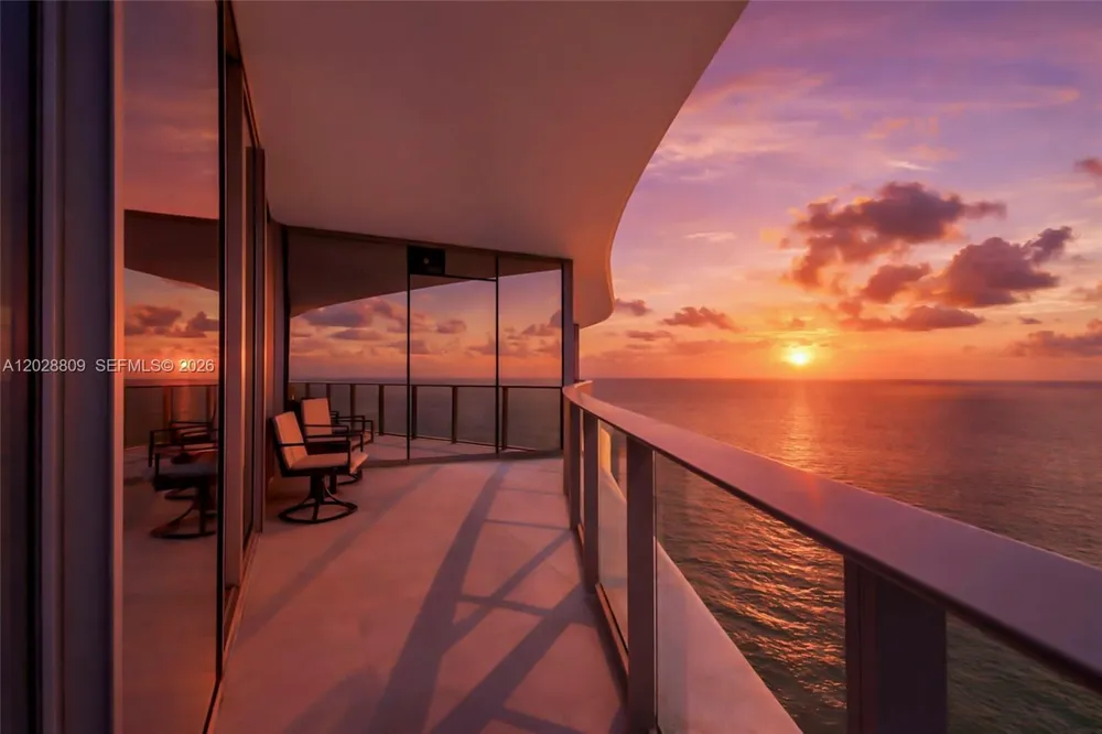 15701 Collins Ave #2903 Sunny Isles Beach, FL 33160