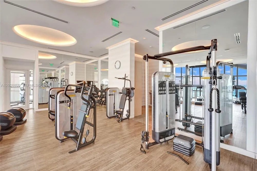 15701 Collins Ave #2903 Sunny Isles Beach, FL 33160