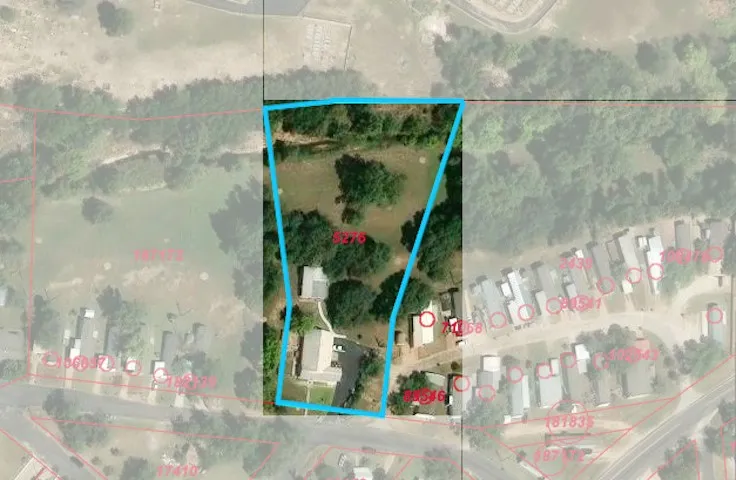 702 E Schubert Street Fredericksburg, TX 78624