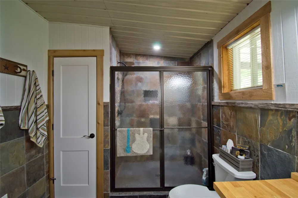 702 E Schubert Street Fredericksburg, TX 78624