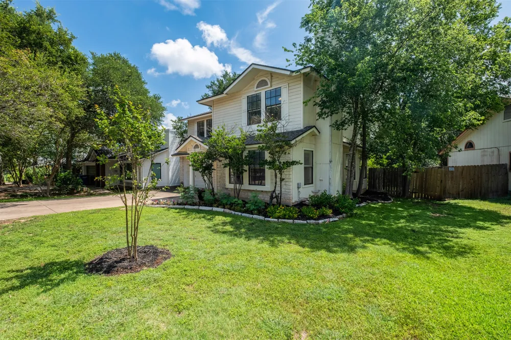 10501 Bilbrook Place Austin, TX 78748