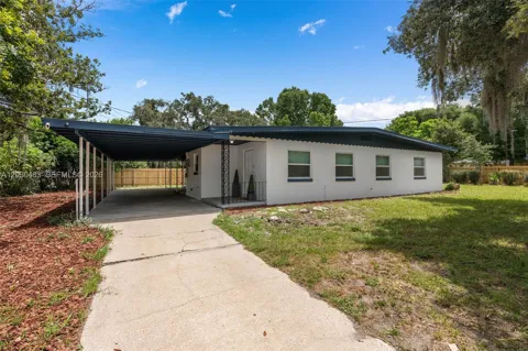 4255 Wee Street #4255