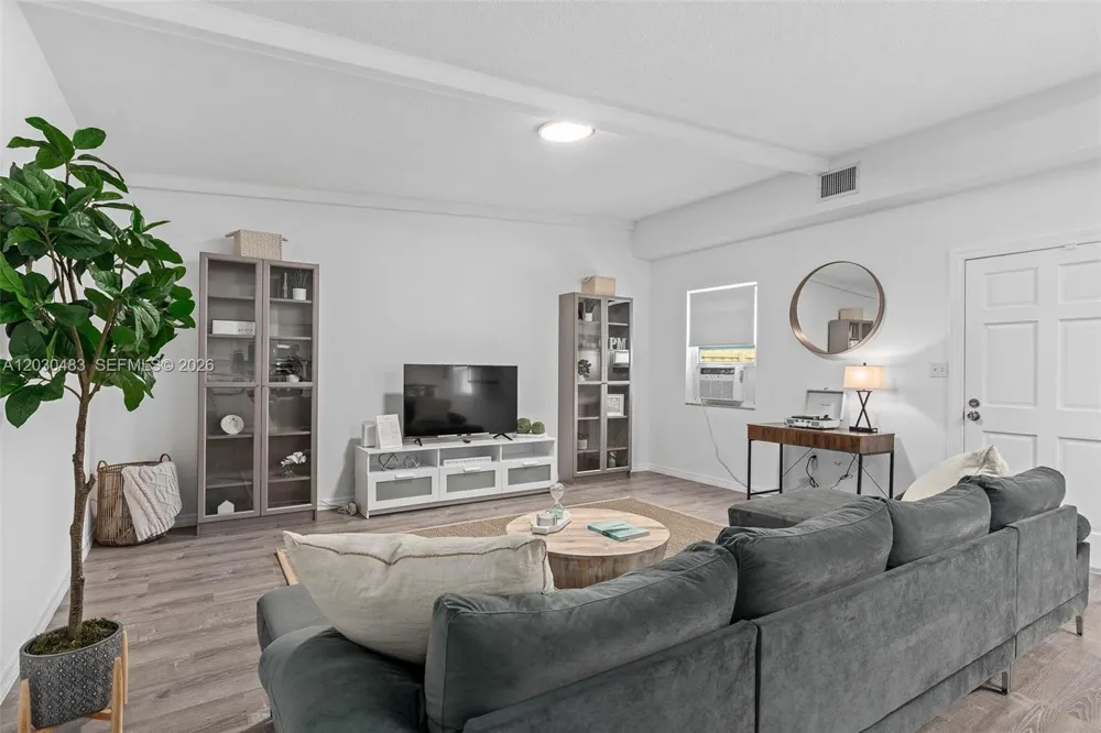 4255 Wee Street #4255 Mount Dora, FL 32757