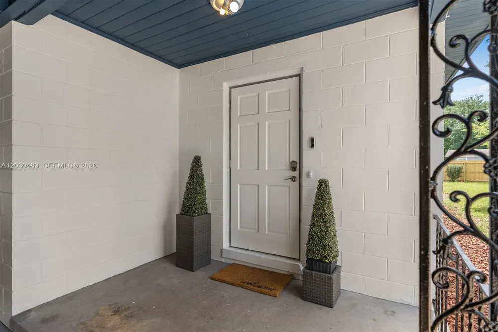 4255 Wee Street #4255 Mount Dora, FL 32757