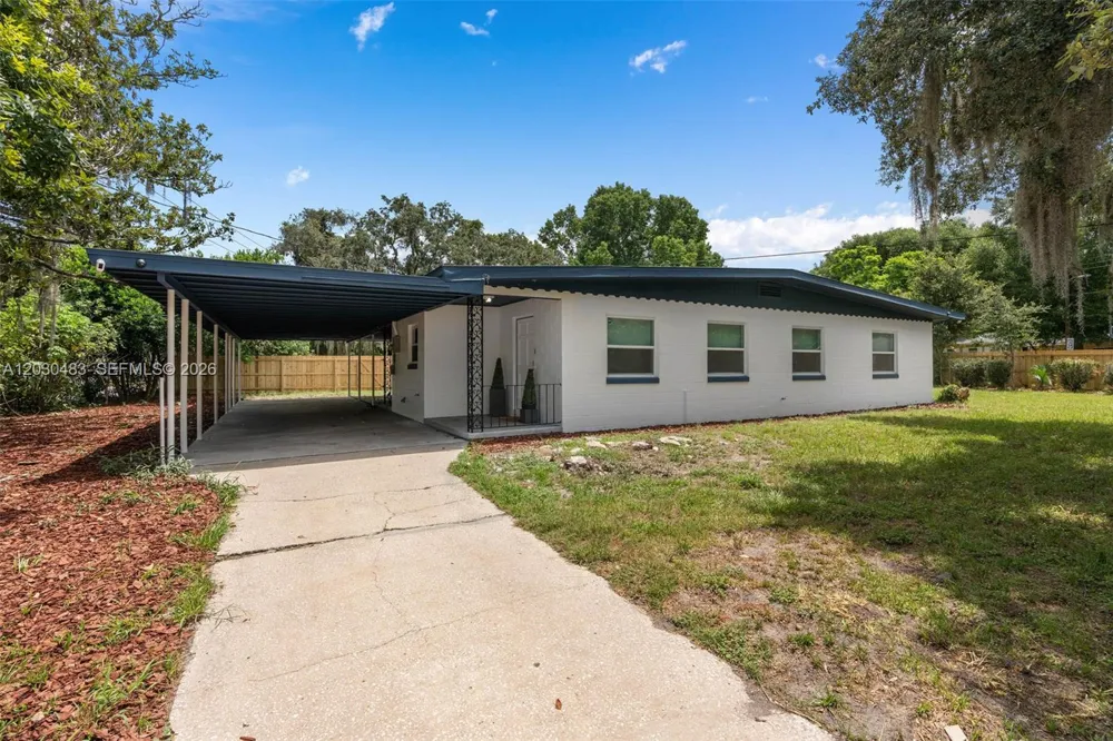 4255 Wee Street #4255 Mount Dora, FL 32757