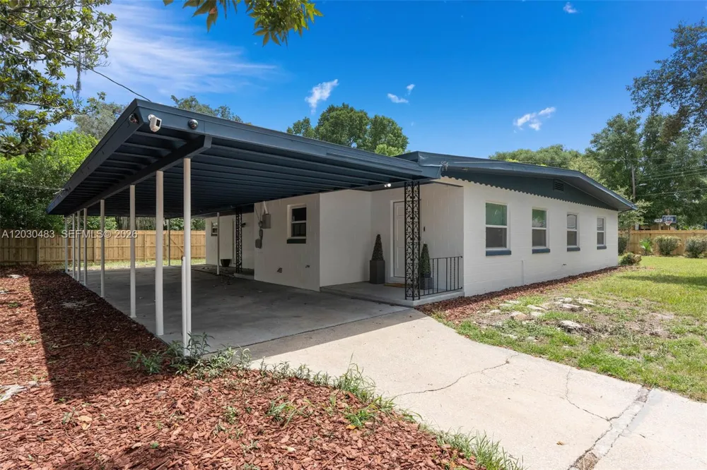 4255 Wee Street #4255 Mount Dora, FL 32757