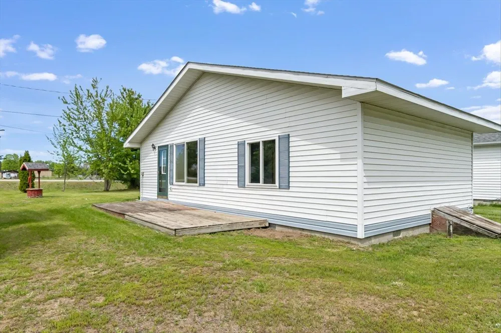 418 East Main Street Plainfield Township, MI 48739