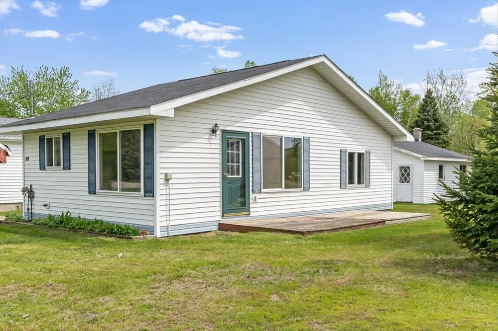 418 East Main Street Plainfield Township, MI 48739