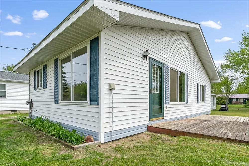 418 East Main Street Plainfield Township, MI 48739