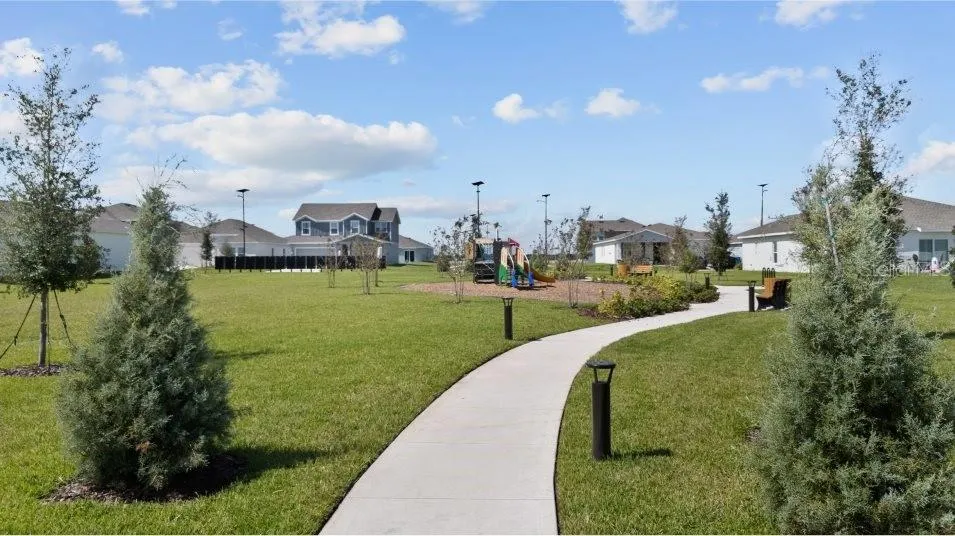 2874 PIONEER TRAIL Eagle Lake, FL 33839