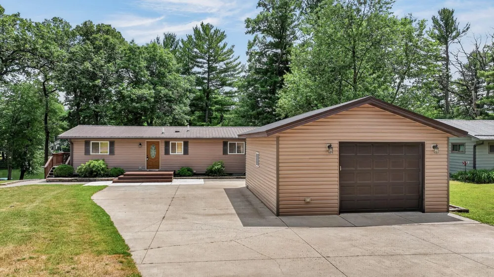 E5732 803rd Avenue Menomonie, WI 54751