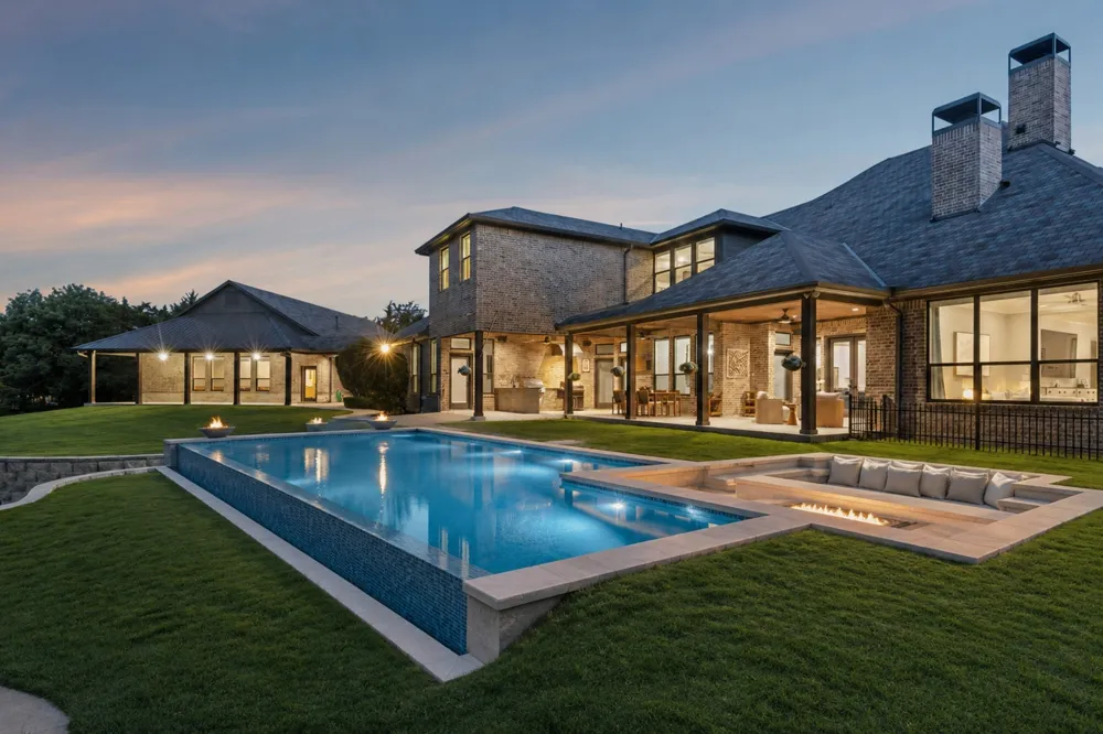 517 Pine Island Circle Heath, TX 75032