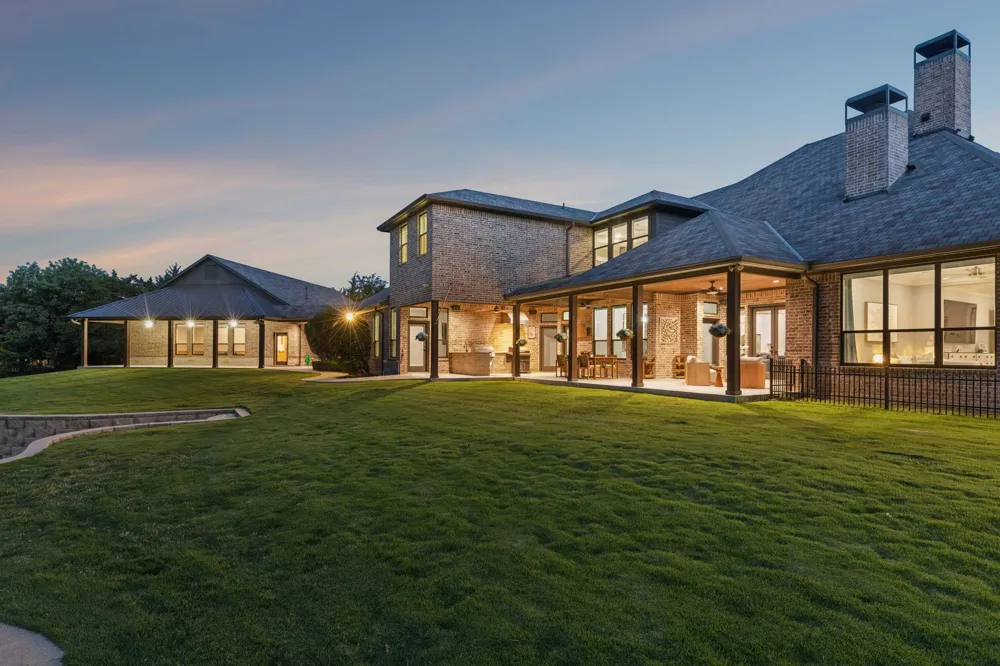 517 Pine Island Circle Heath, TX 75032