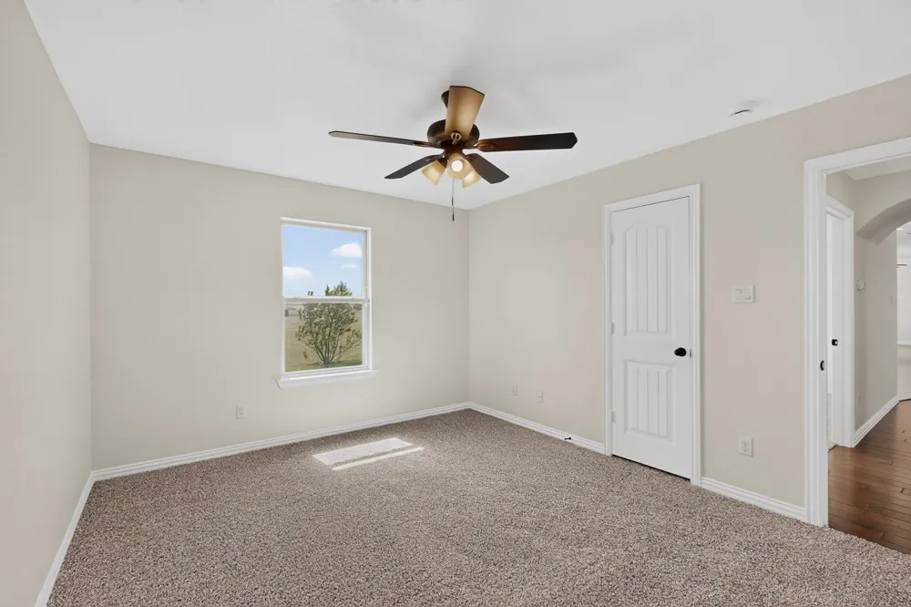 186 County Road 4430 Rhome, TX 76078