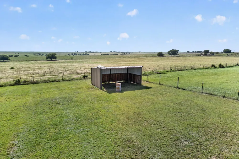 186 County Road 4430 Rhome, TX 76078