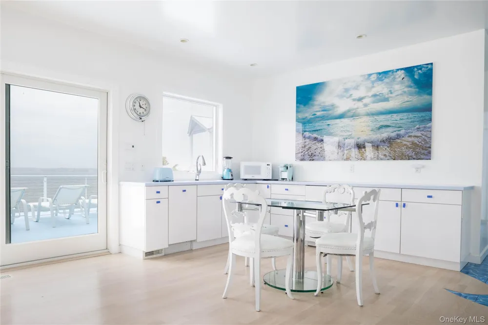 398 Dune Road Westhampton Beach, NY 11978