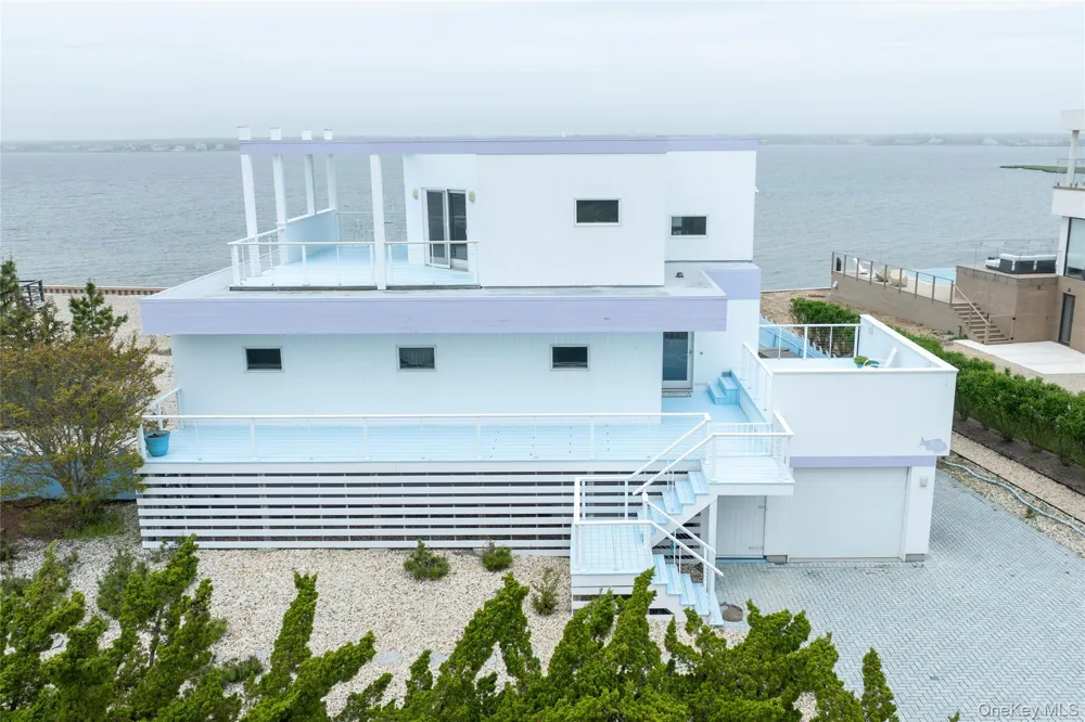 398 Dune Road Westhampton Beach, NY 11978