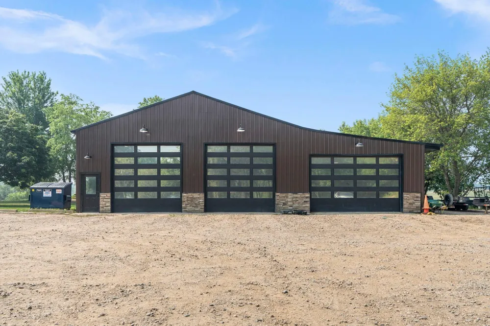 8785 E 275th Street Elko New Market, MN 55020