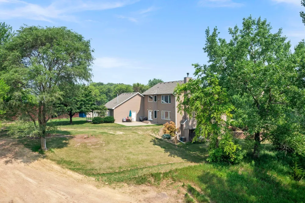 8785 E 275th Street Elko New Market, MN 55020